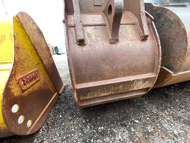 #5021-•-excavator-bucket-image-8