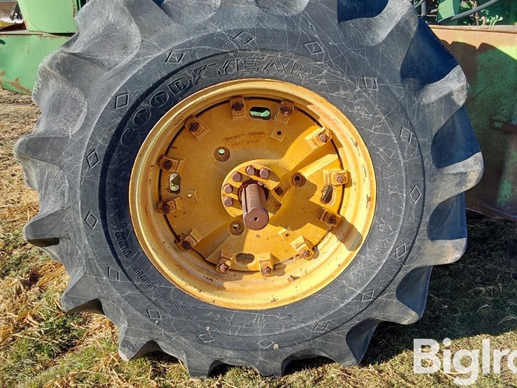 1974-john-deere-7520-image-20