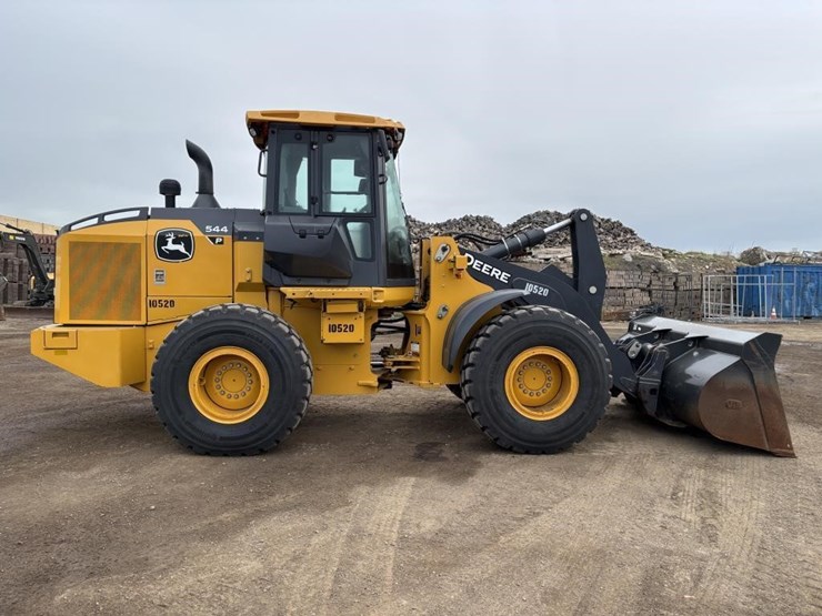 2023-john-deere-544-image-7