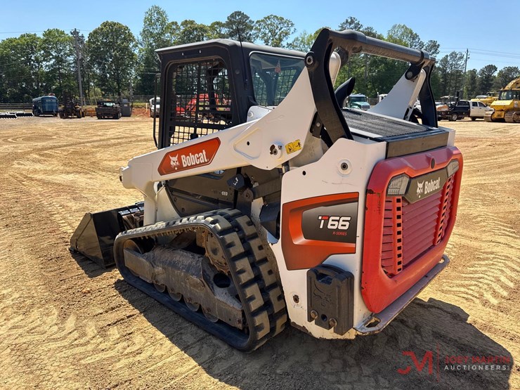2020-bobcat-t66-image-3