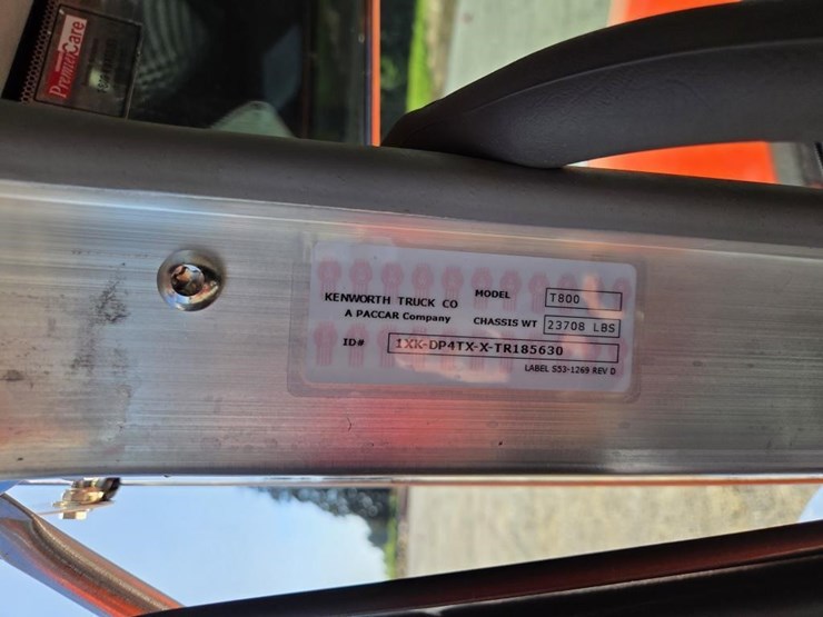 2026-kenworth-t800-image-85