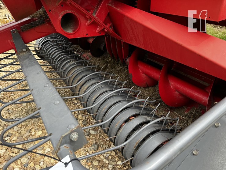 massey-ferguson-1839-image-3