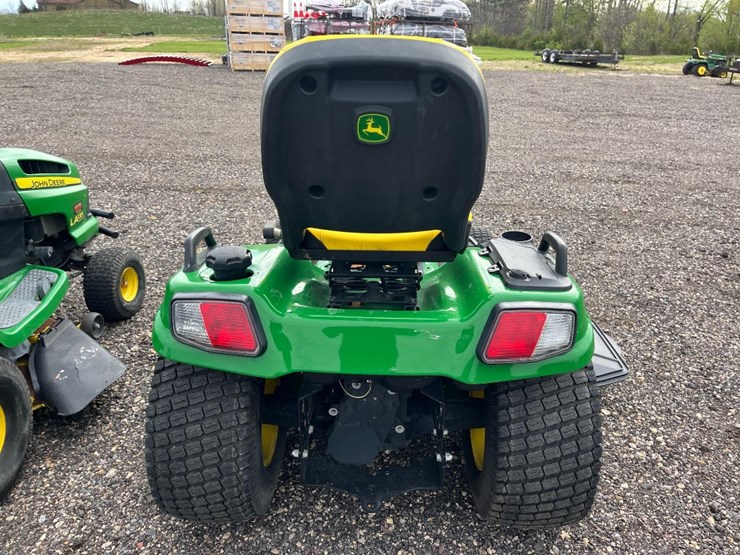 john-deere-x730-image-6
