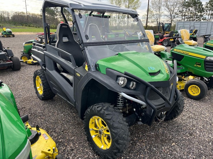 john-deere-gator-image-1
