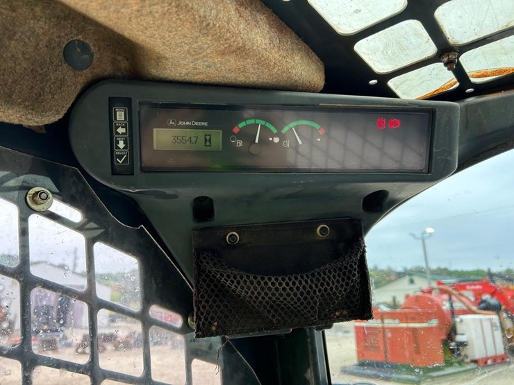 2019-deere-325g-image-23