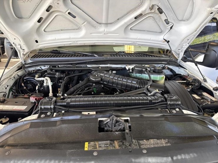 2006-ford-f450-image-18