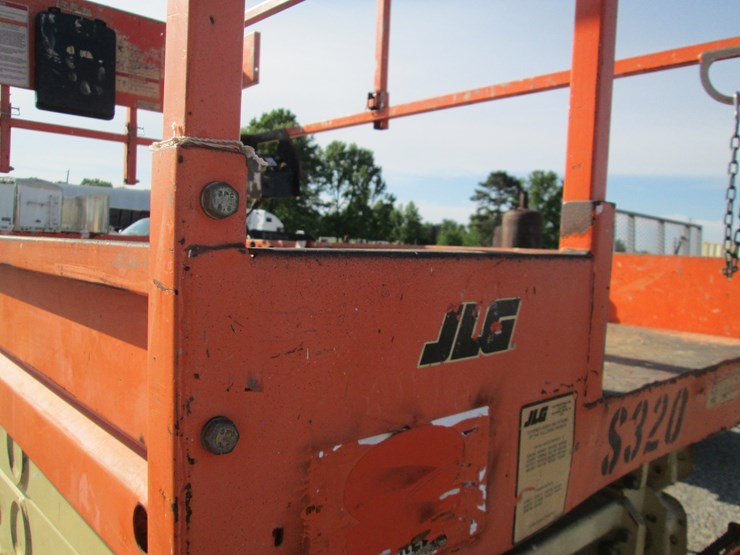 2013-jlg-3248rs-image-5