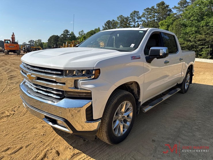 2021-chevrolet-1500-image-4