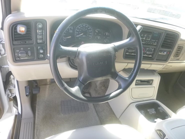 2001-gmc-yukon-image-11