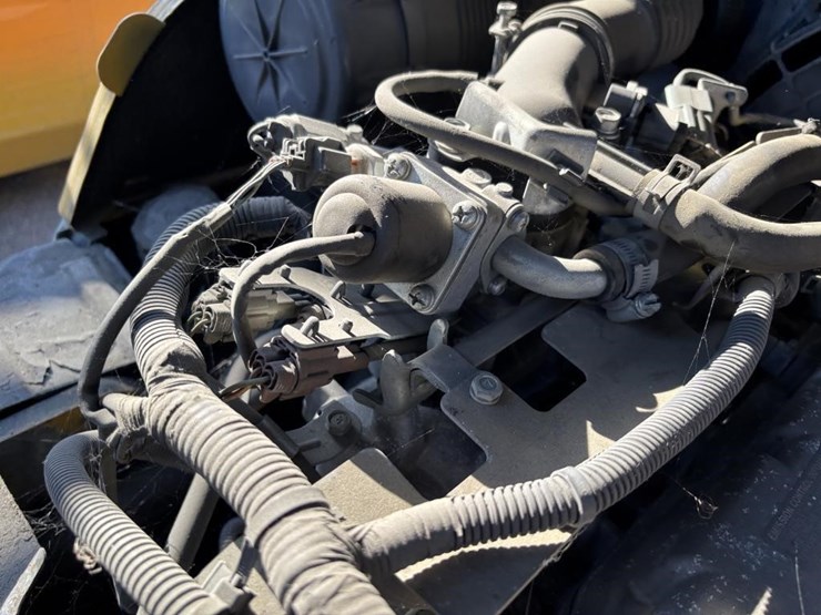 2015-caterpillar-2c6000-image-30