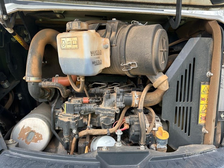 2022-bobcat-e50-image-15