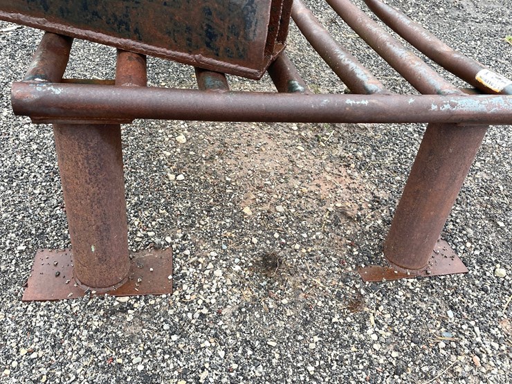 #5073-•-heavy-duty-metal-rack-image-2