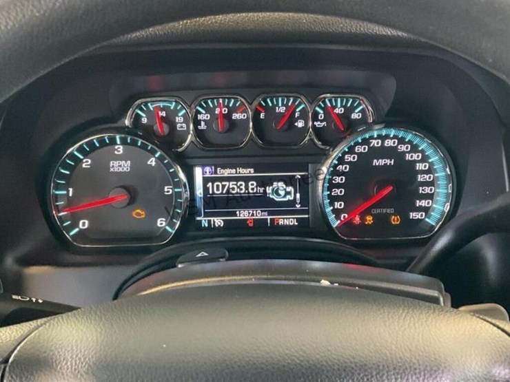 2018-chevrolet-tahoe-image-16