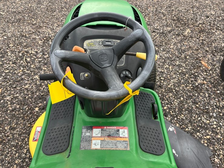 john-deere-l110-image-6