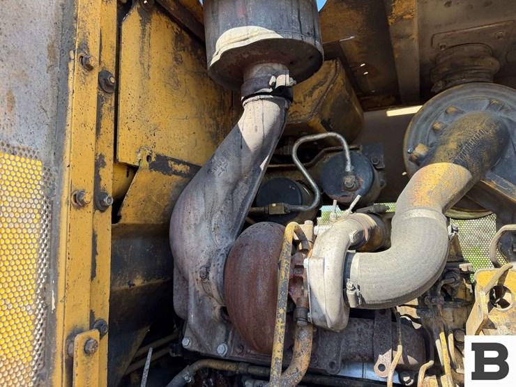 caterpillar-926e-image-24