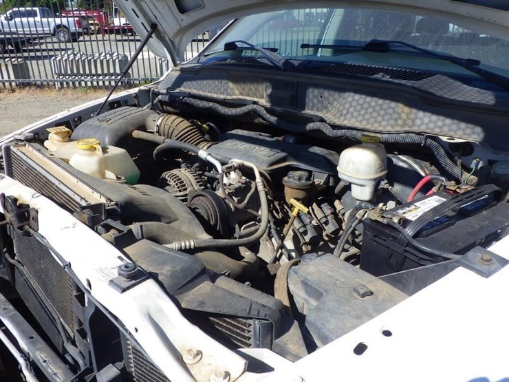 2005-dodge-ram-2500-image-11