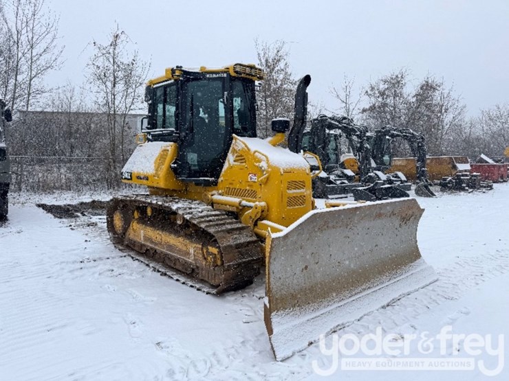 2023-komatsu-d51ex-24-image-4