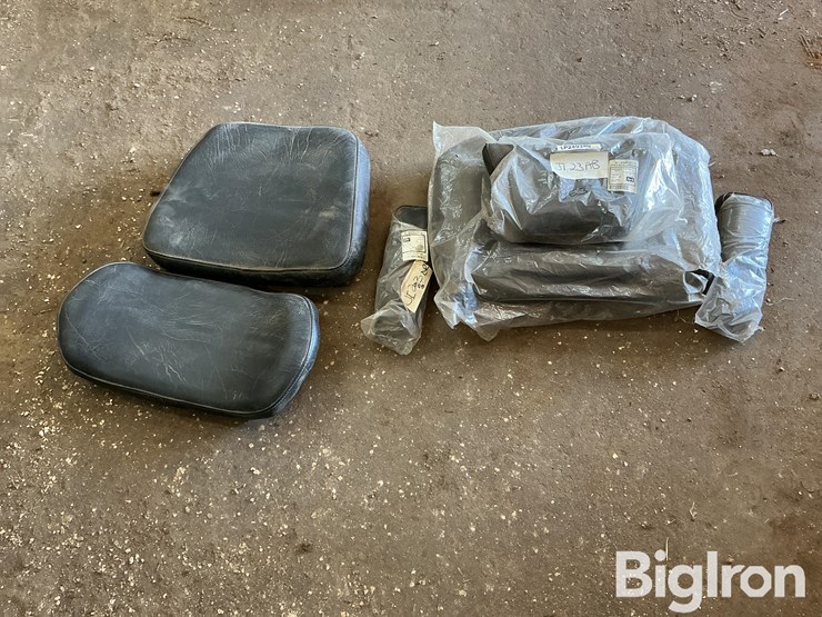 case-tractor-seats-image-2