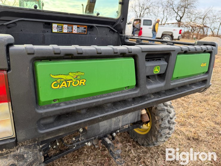 2021-john-deere-xuv-835r-gator-4x4-utv-image-15