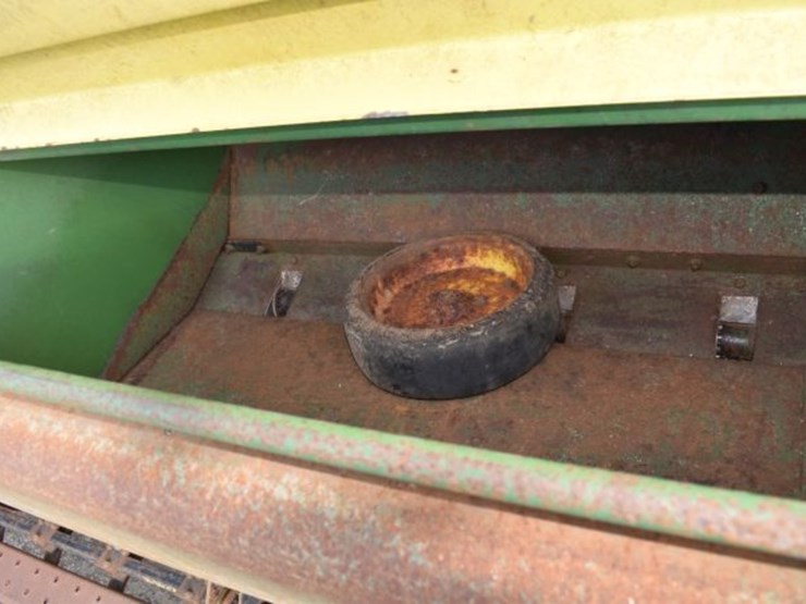 john-deere-8300-image-7
