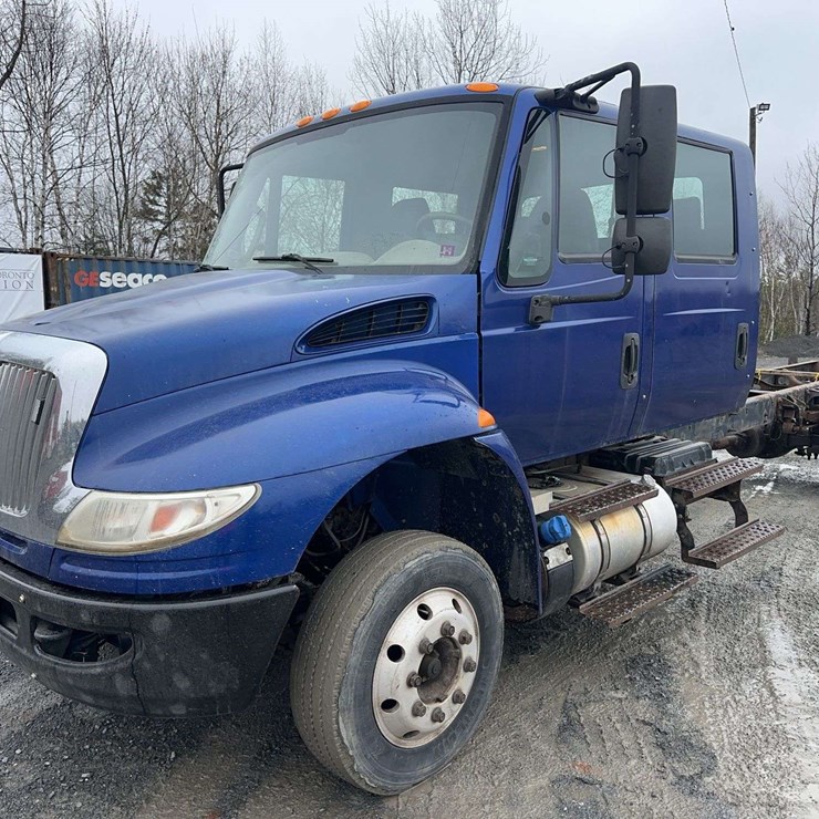2016 INTERNATIONAL 4300 SBA