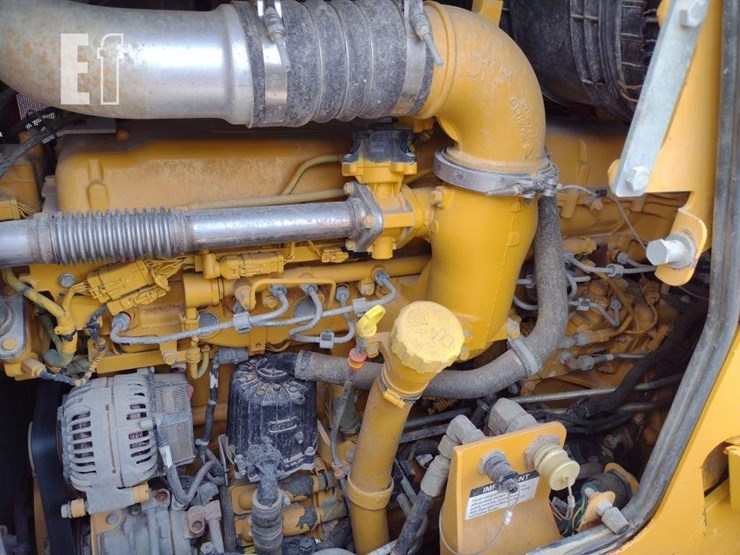 deere-1050-p-tier-image-33