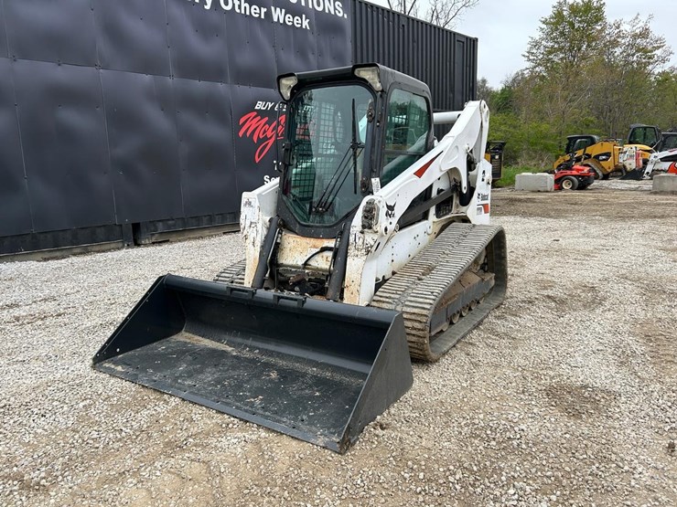 2020-bobcat-t770-image-8