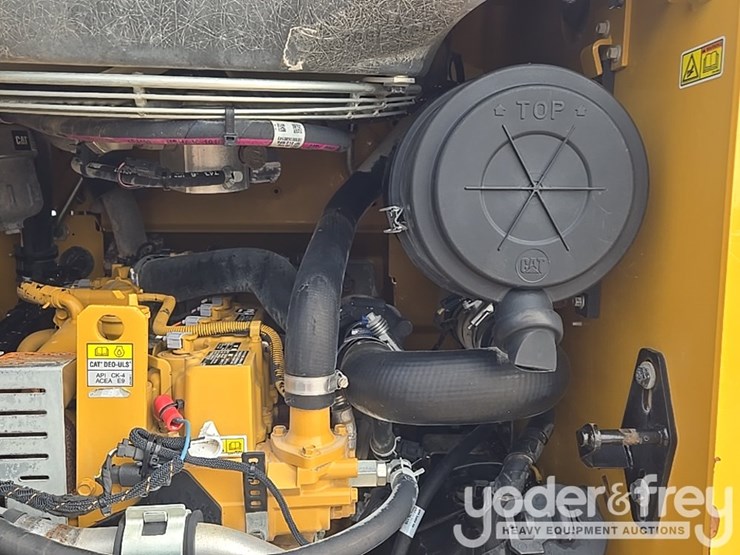 2021-caterpillar-289d3-image-39