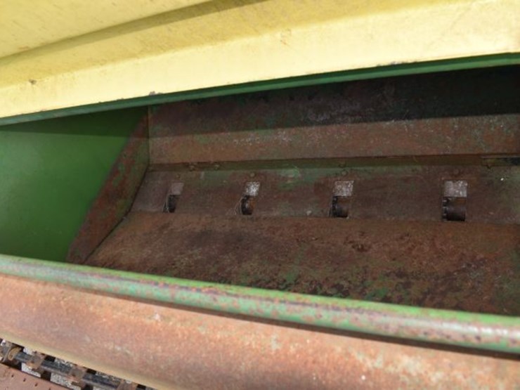 john-deere-8300-image-8
