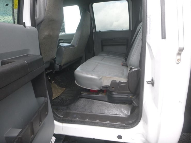 2015-ford-f650-image-13