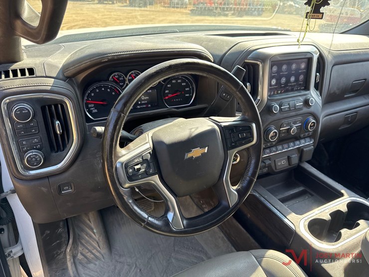 2021-chevrolet-1500-image-19