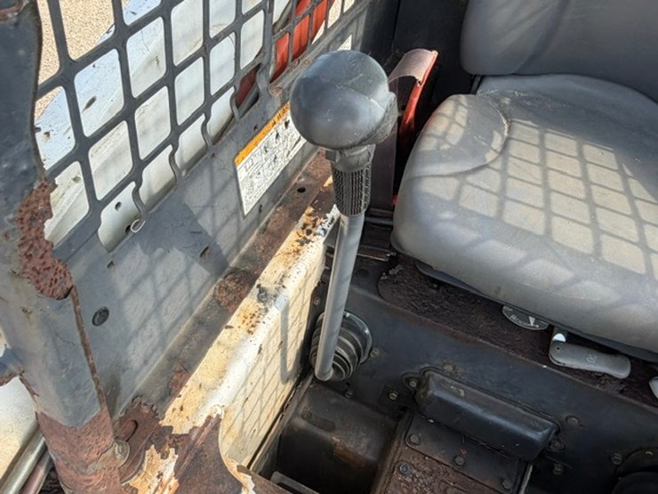 bobcat-s130-image-38
