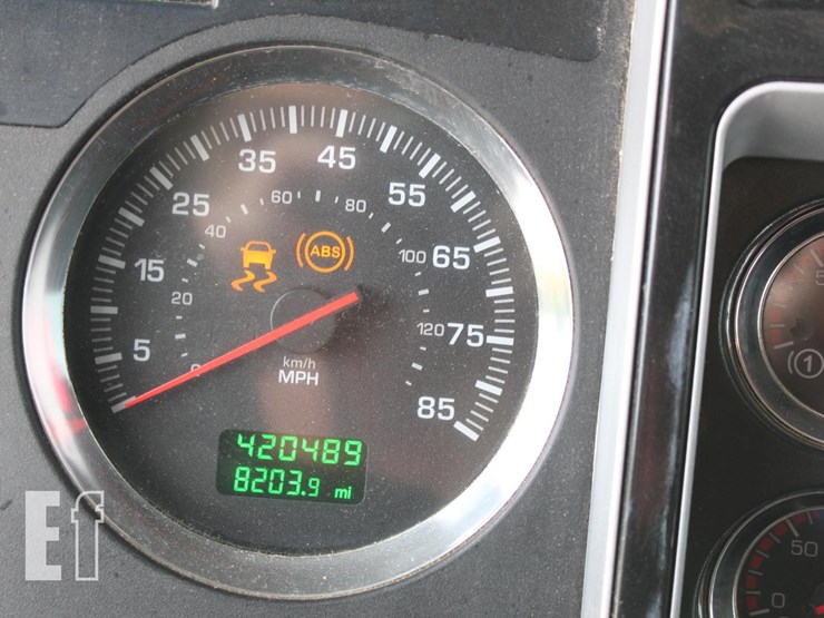 2012-kenworth-t660-image-12