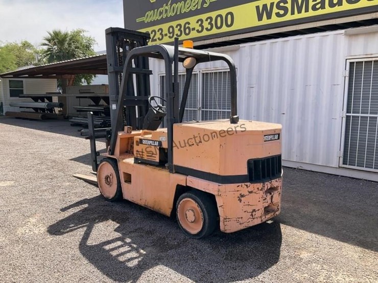 caterpillar-t150d-forklift-image-7