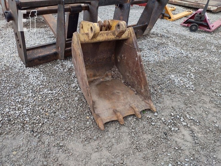 john-deere-410-image-1
