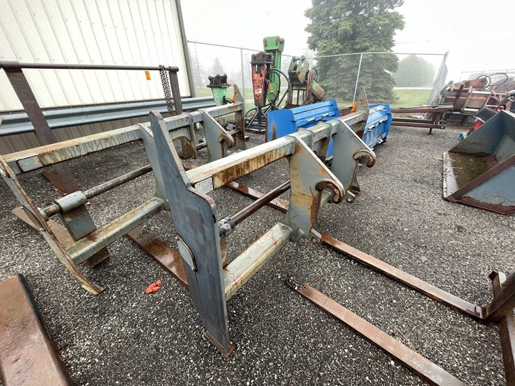 #5065-•-set-of-forks-with-quick-attach-mount-image-4