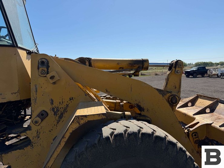 caterpillar-926e-image-43