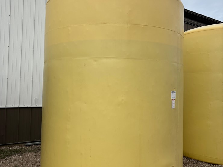 poly-tank-image-1