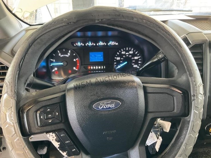 2017-ford-f550-image-17