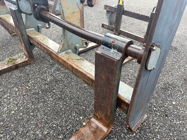 #5065-•-set-of-forks-with-quick-attach-mount-image-12