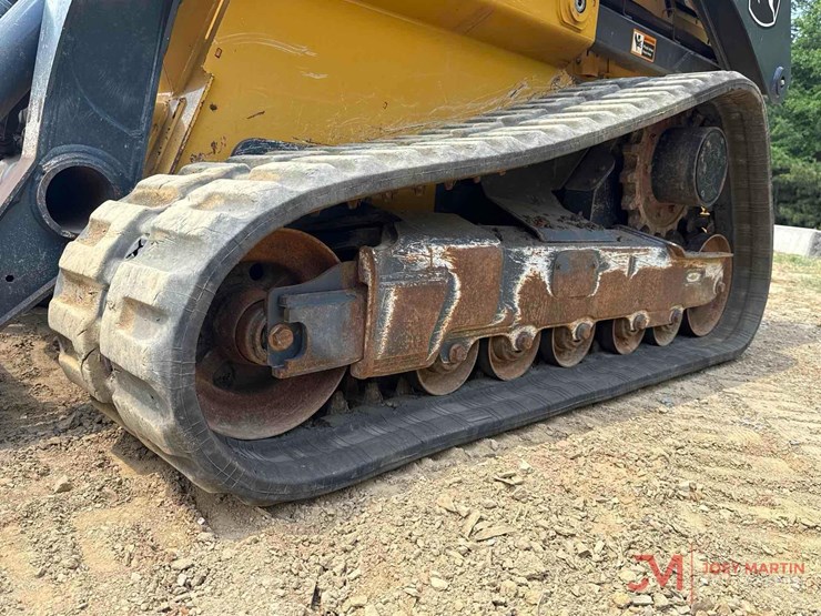deere-331g-image-9