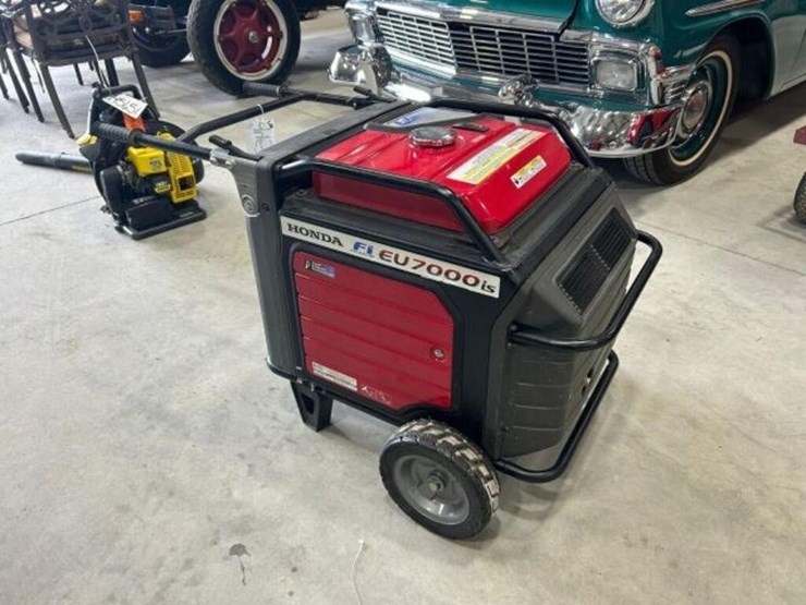 honda-eu7000is-image-4