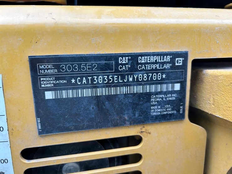 2021-caterpillar-303-image-28