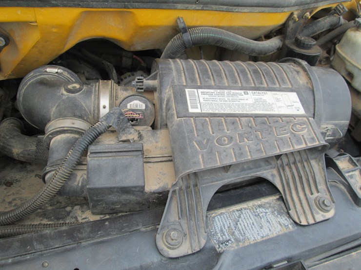 2006-gmc-3500-image-24
