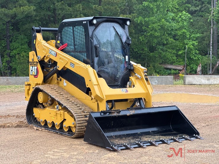 2023-caterpillar-259d3-image-1