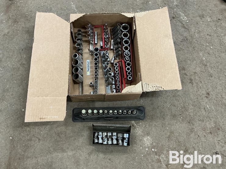 specialty-sockets-image-17