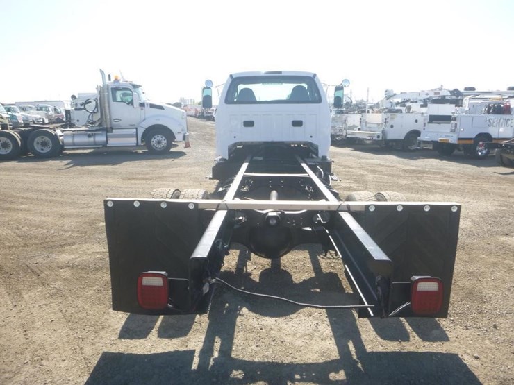 2012-ford-f650-image-6