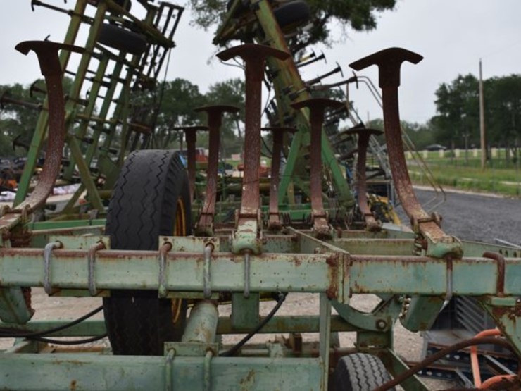 john-deere-1010-image-8