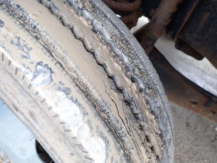 2012-ford-f550-xl-image-57