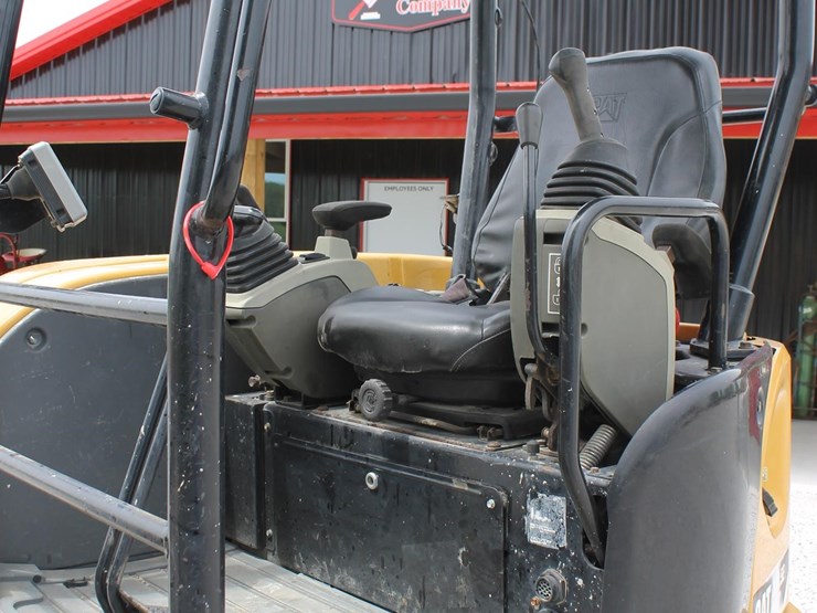 caterpillar-303.5e2-cr-image-19